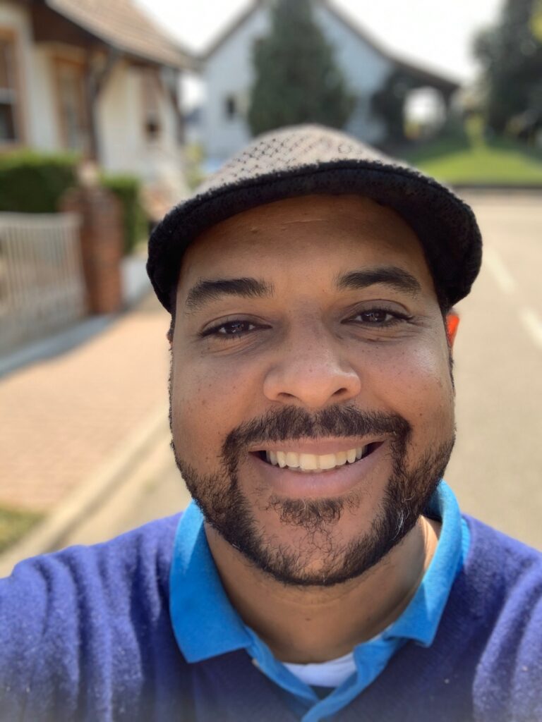 Cyrille Lorenzicisse Prof de Pilates